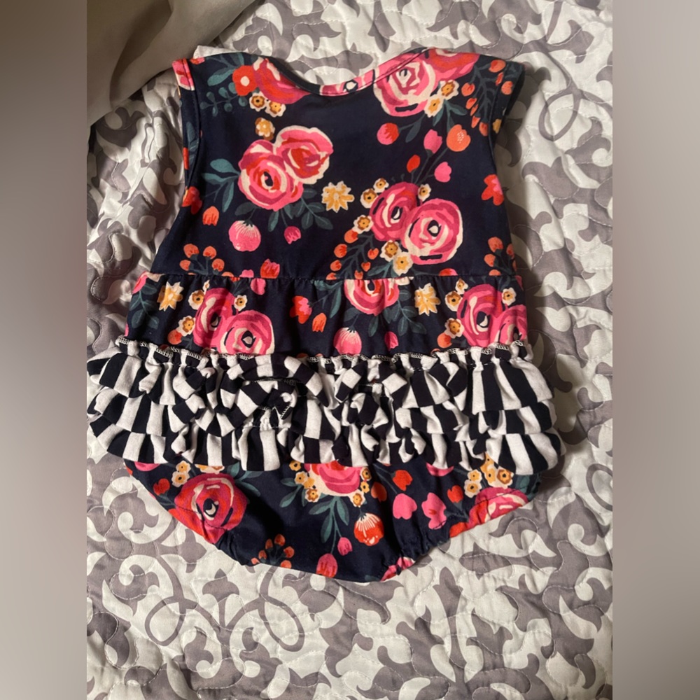 Cute baby ruffle outfit